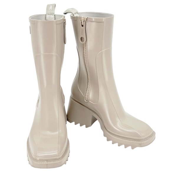 Chloe Shoes - CHLOE Betty Rain Boot in Nomad Beige